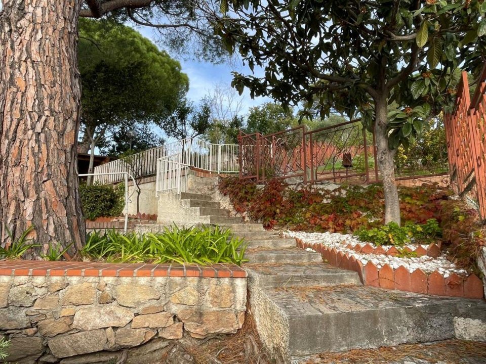 Se vende villa in zona tranquila Borghetto Santo Spirito Liguria foto 58